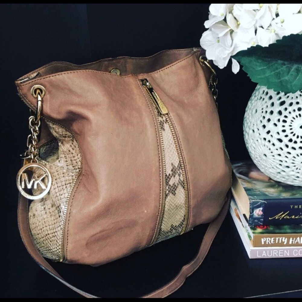 ‼️RARE‼️ Michael Kors Snakeskin Boho Bag